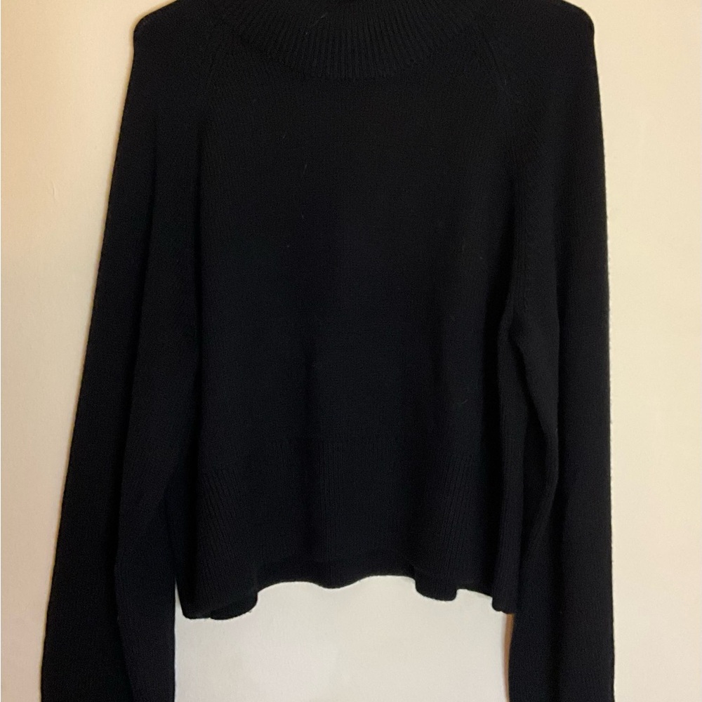 Quince 100% Merino Wool Cropped Mock Neck Sweater – Black (L)